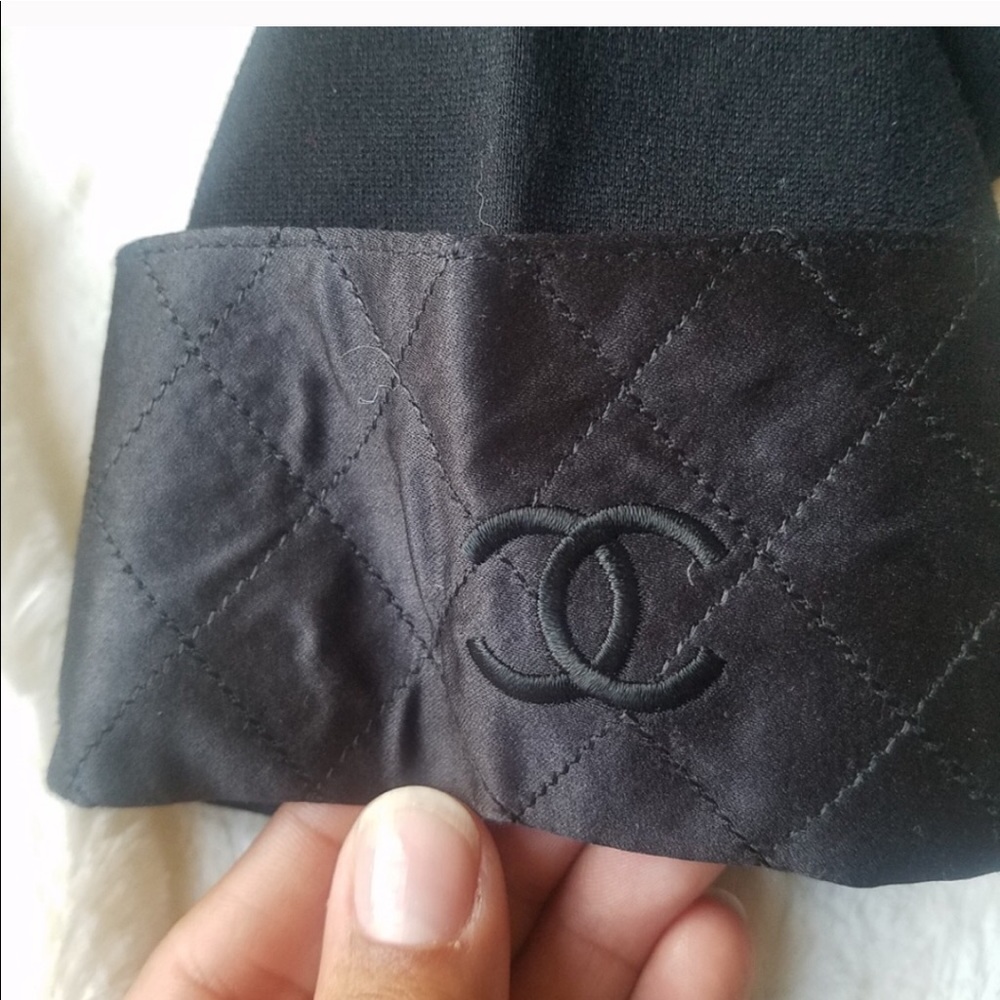 Authentic Chanel woman’s small blouse